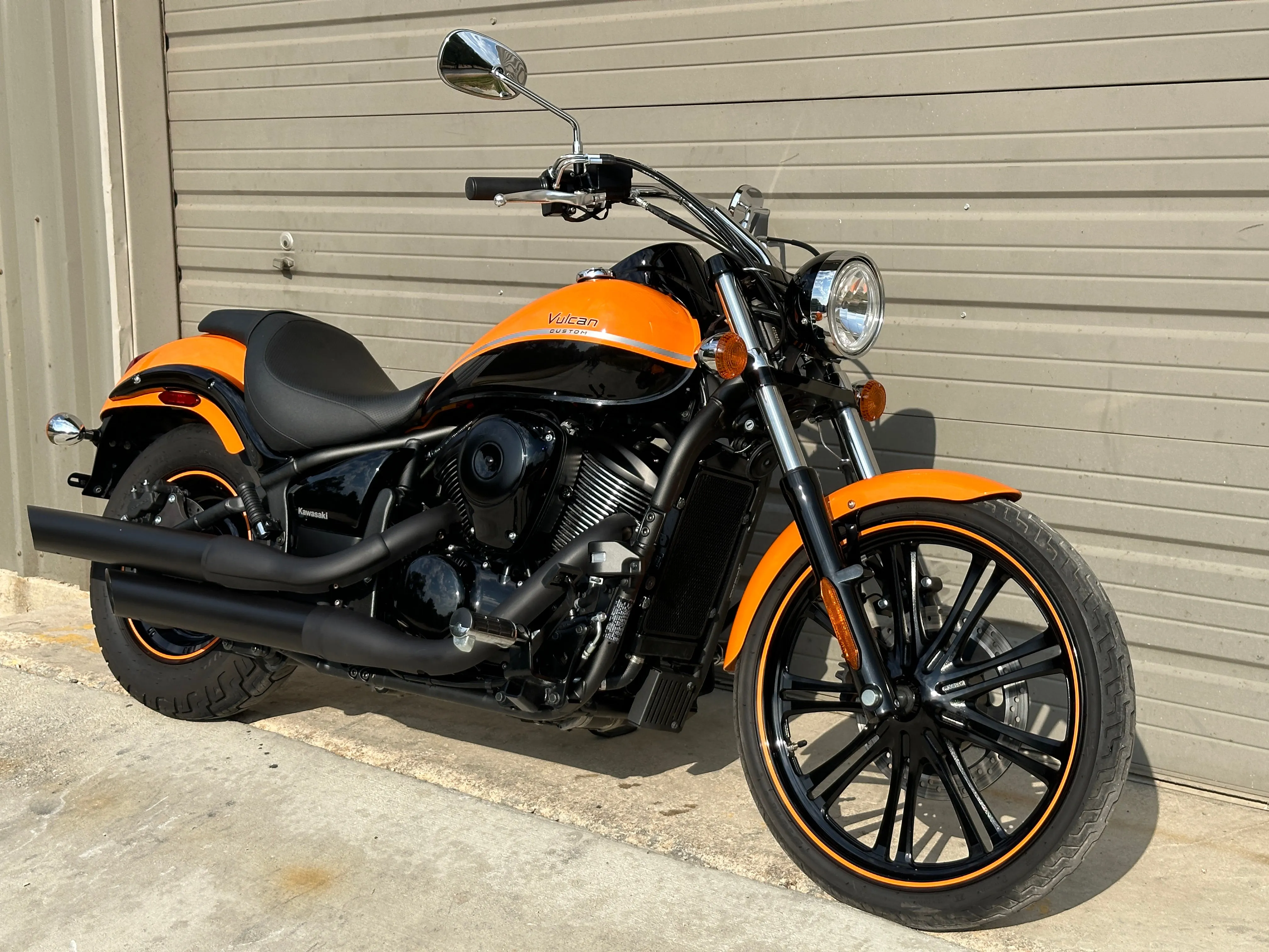 2021 Kawasaki Vulcan 900 Custom