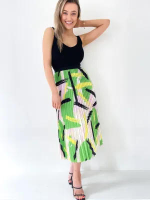ABSTRACT PLEATED SKIRT