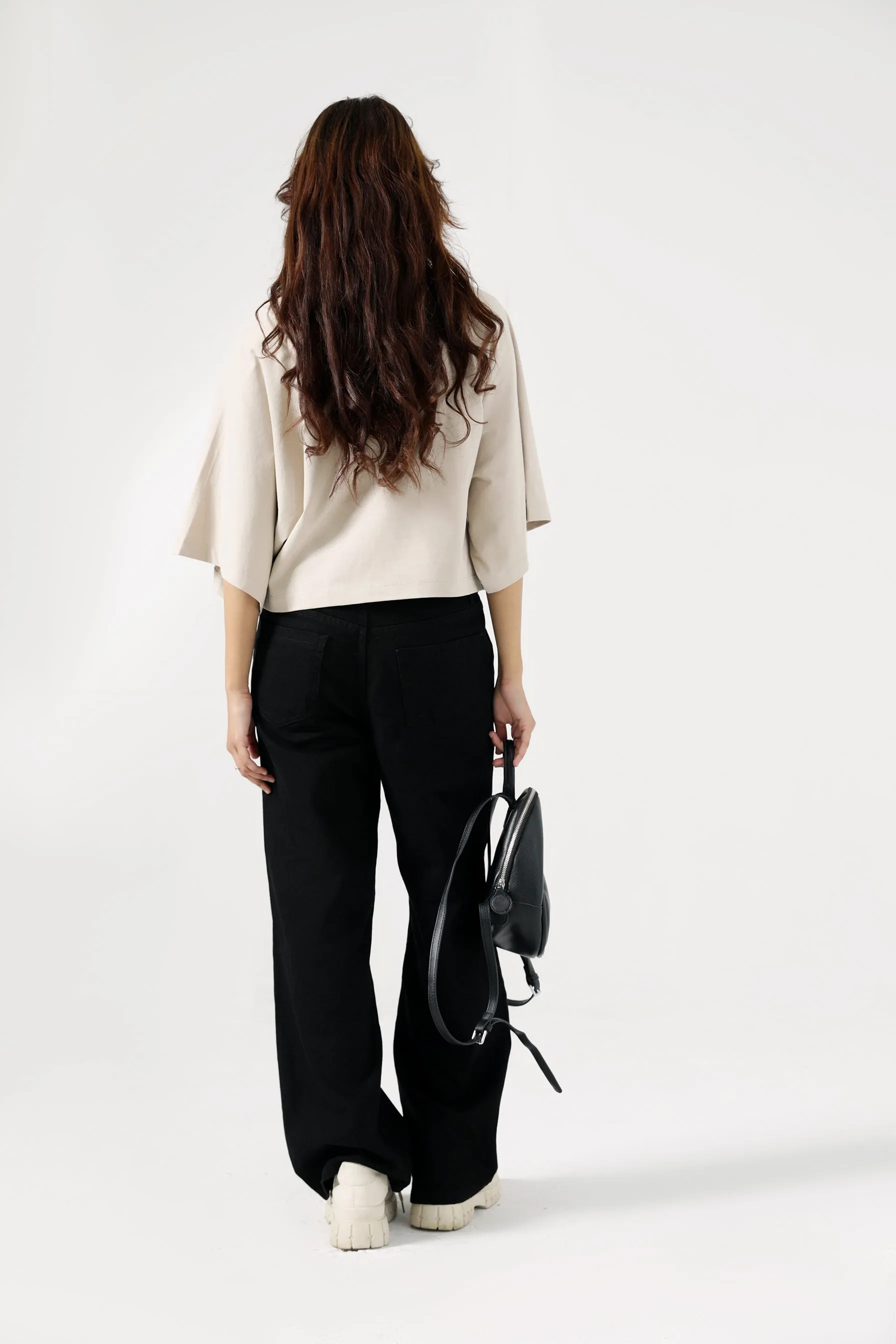 BOX FIT TEE WITH OVERSIZED ARMHOLE