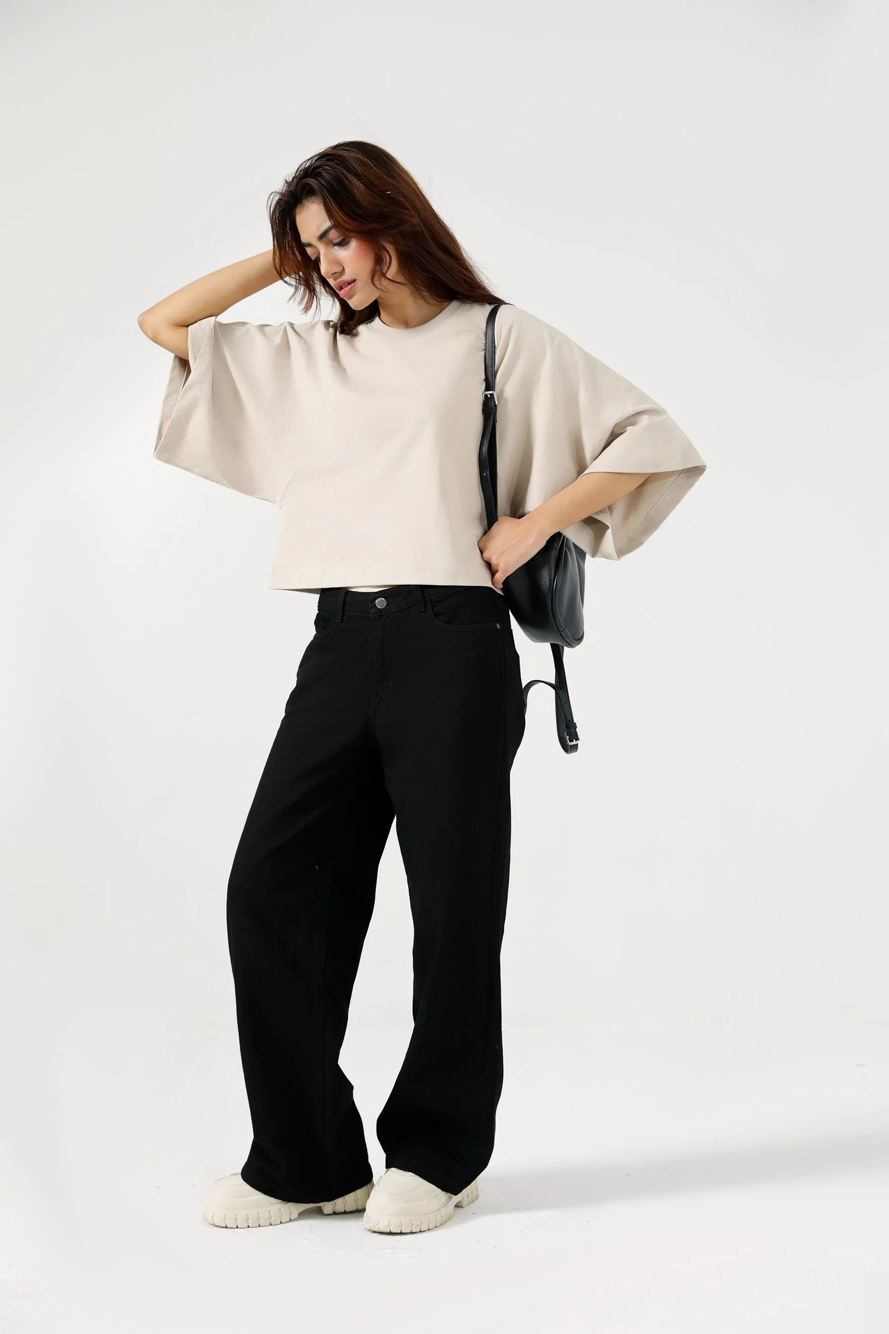 BOX FIT TEE WITH OVERSIZED ARMHOLE