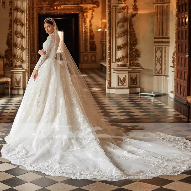 Gorgeous Appliques Ball Gown Muslim Bridals Dress