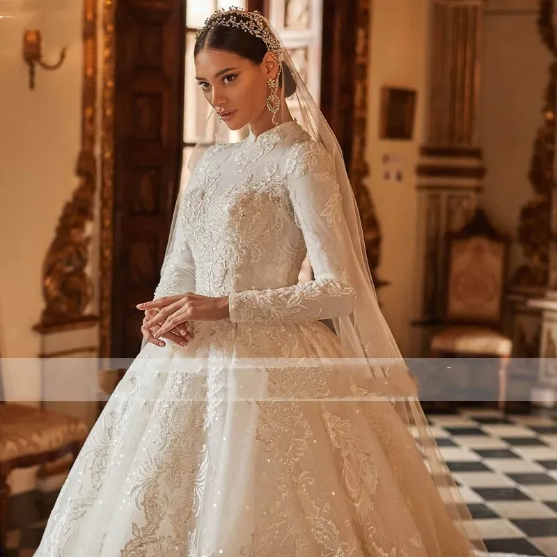 Gorgeous Appliques Ball Gown Muslim Bridals Dress