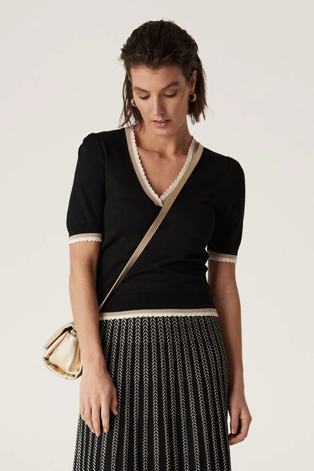Joelle Scallop Knit Top - Black