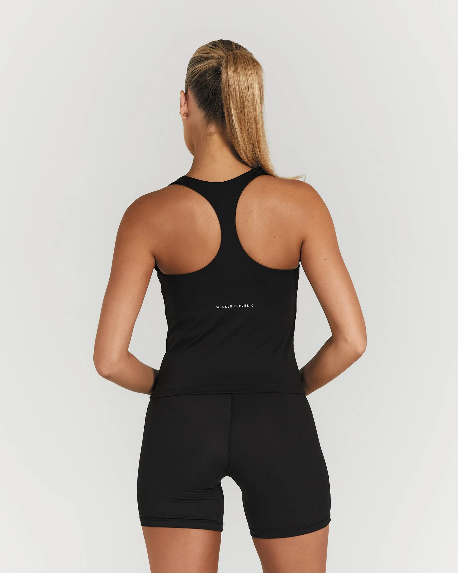 MOTION RACER BACK TOP - BLACK