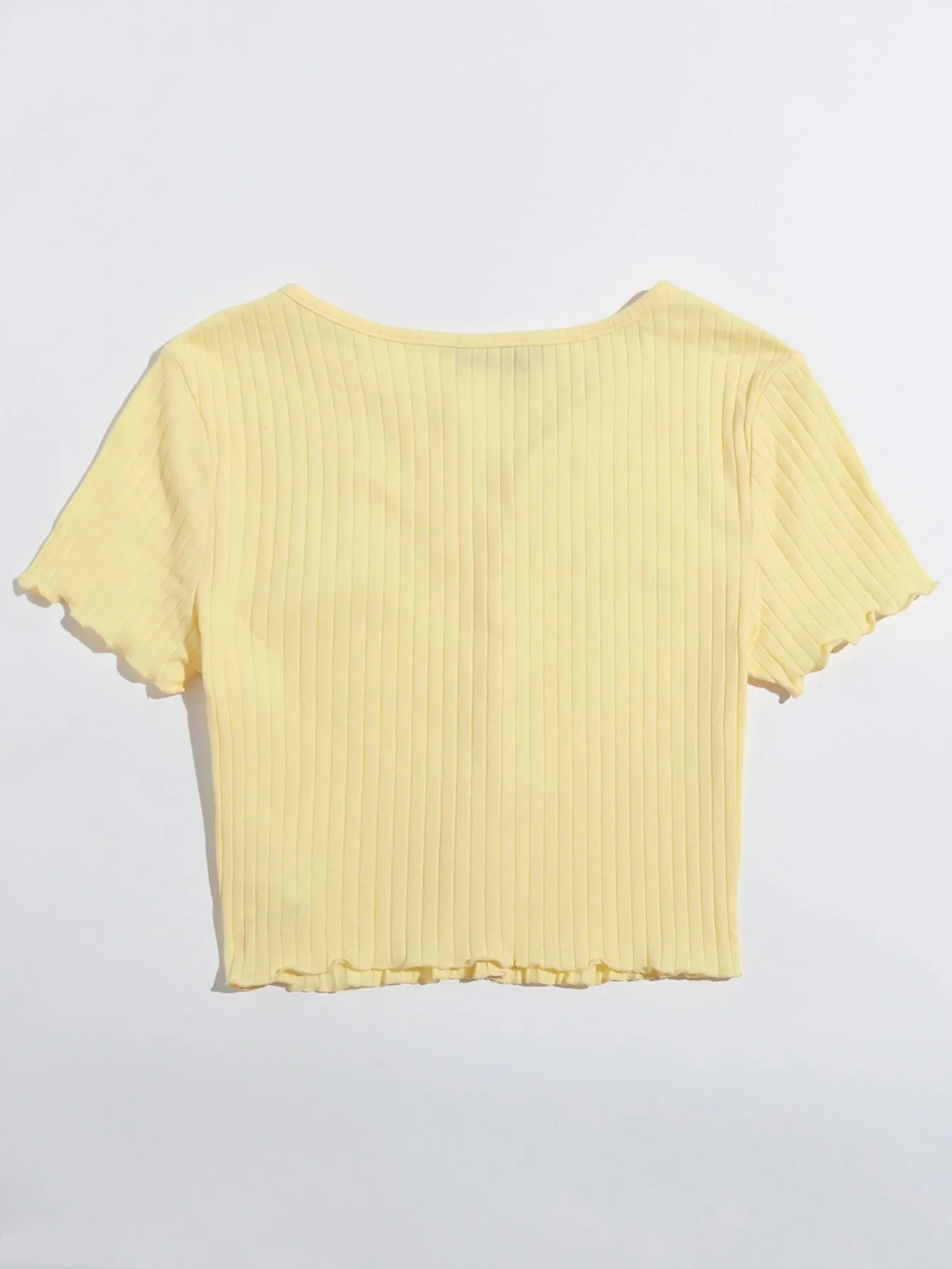 Qutie Button Front Lettuce Trim Crop Top
