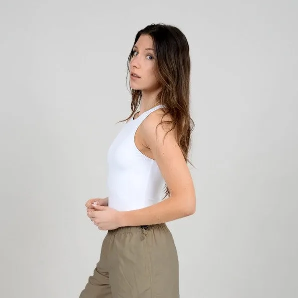 SECOND SKIN BY RD STYLE WOMEN'S ROXANNA SLEEVELESS CREWNECK BODYSUIT- WHITE