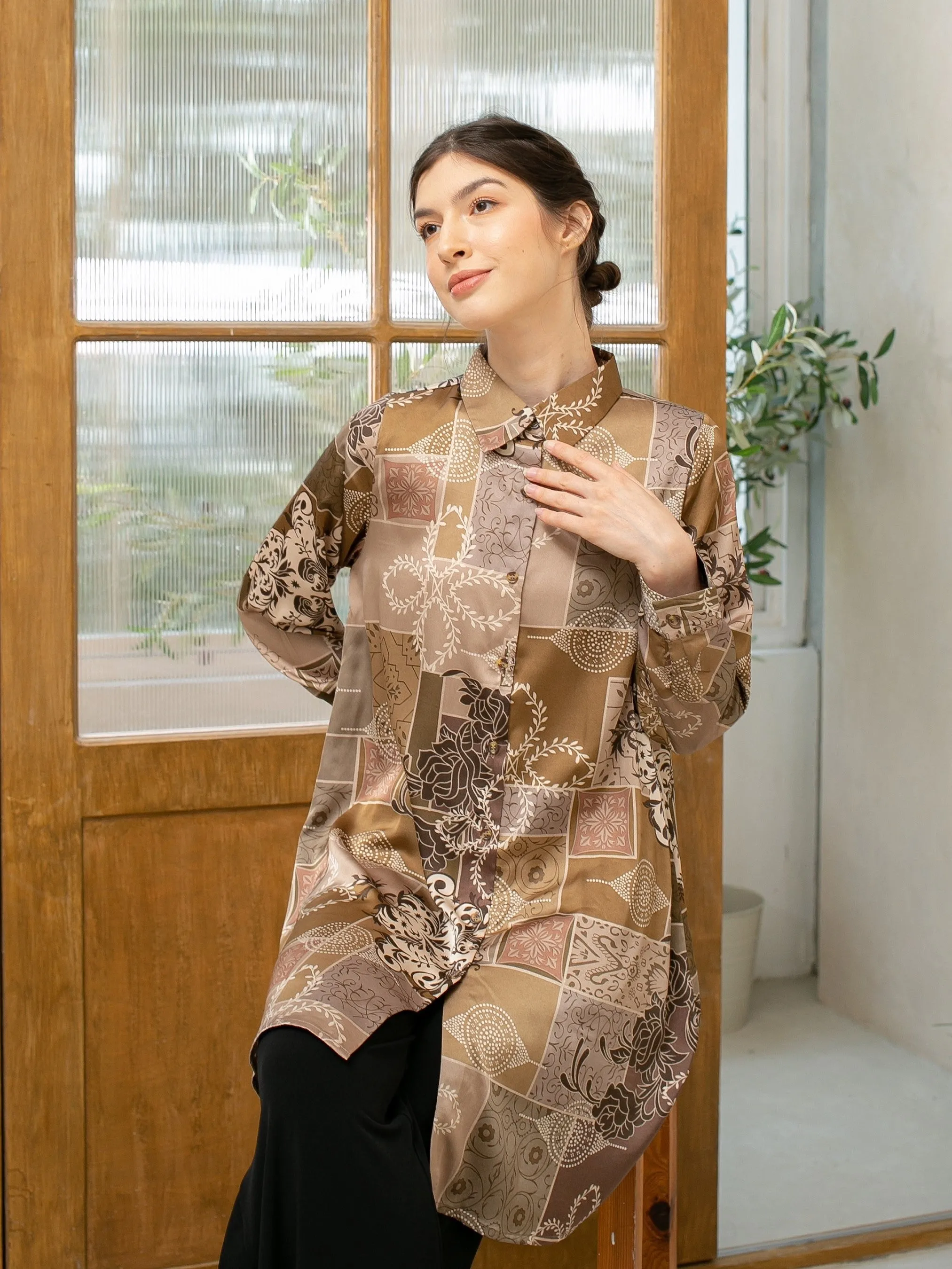 Soera Satin Tunic Kemeja - Green