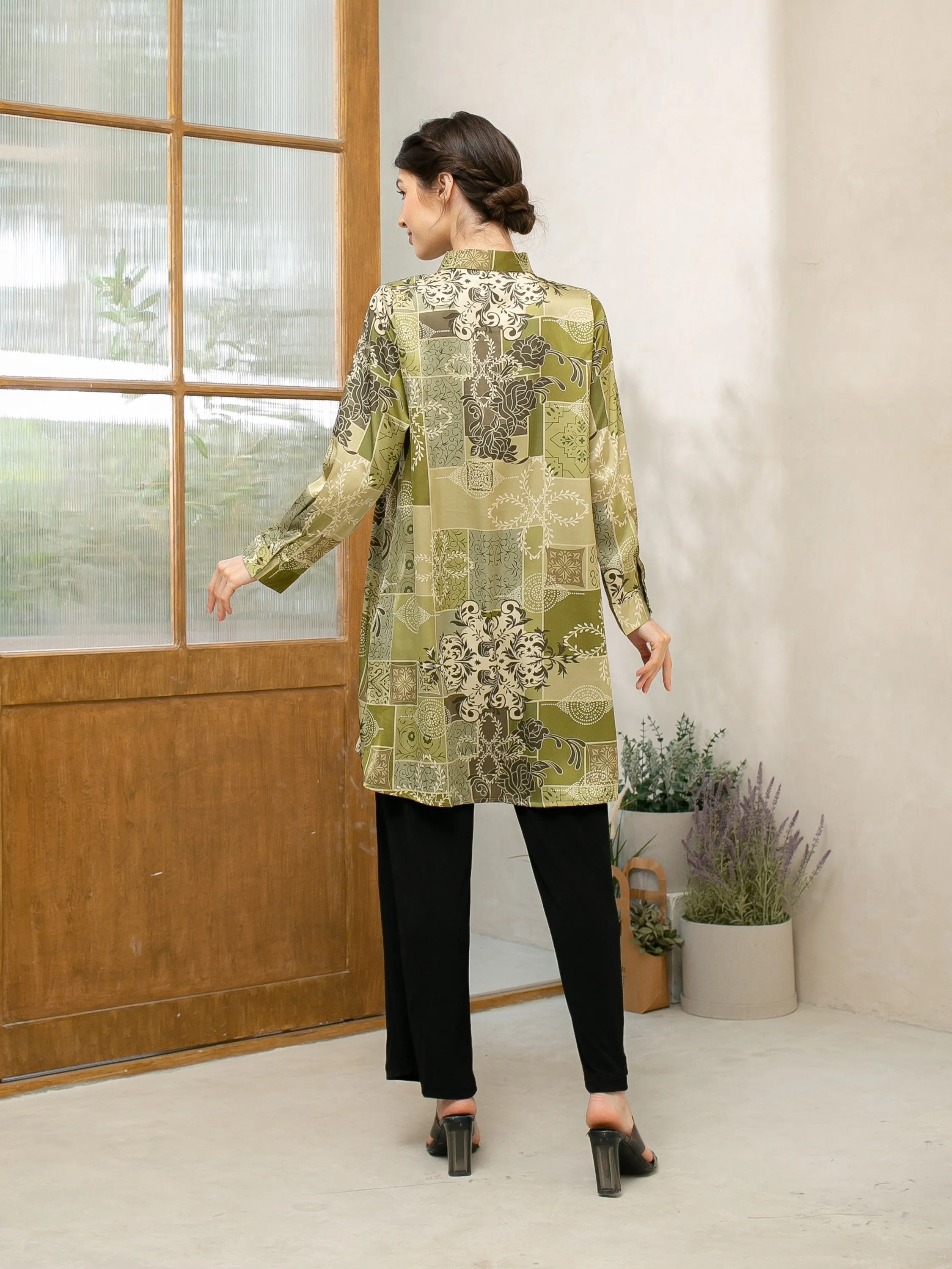 Soera Satin Tunic Kemeja - Green