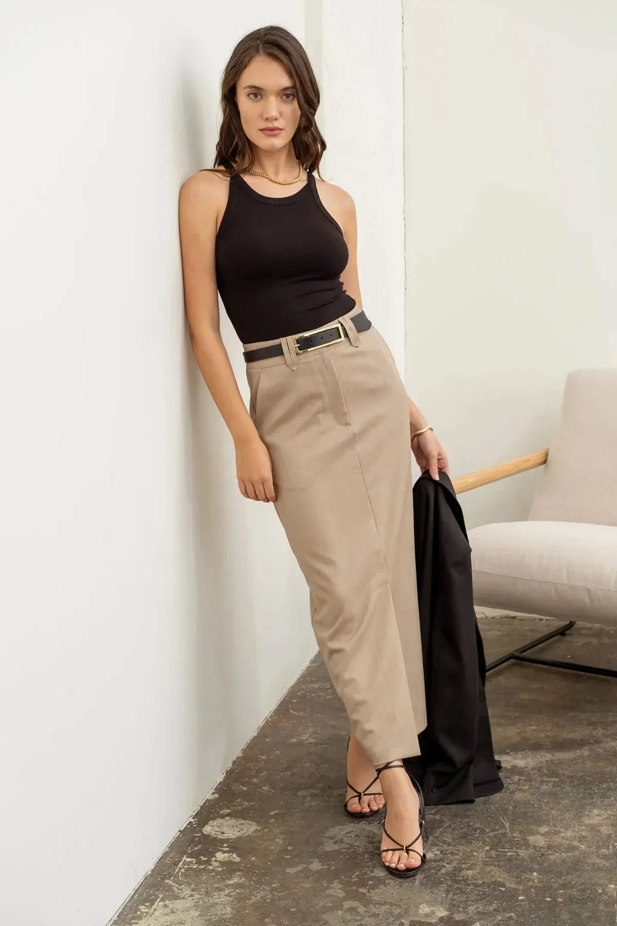SOLID ROUND NECK KNIT TANK TOP