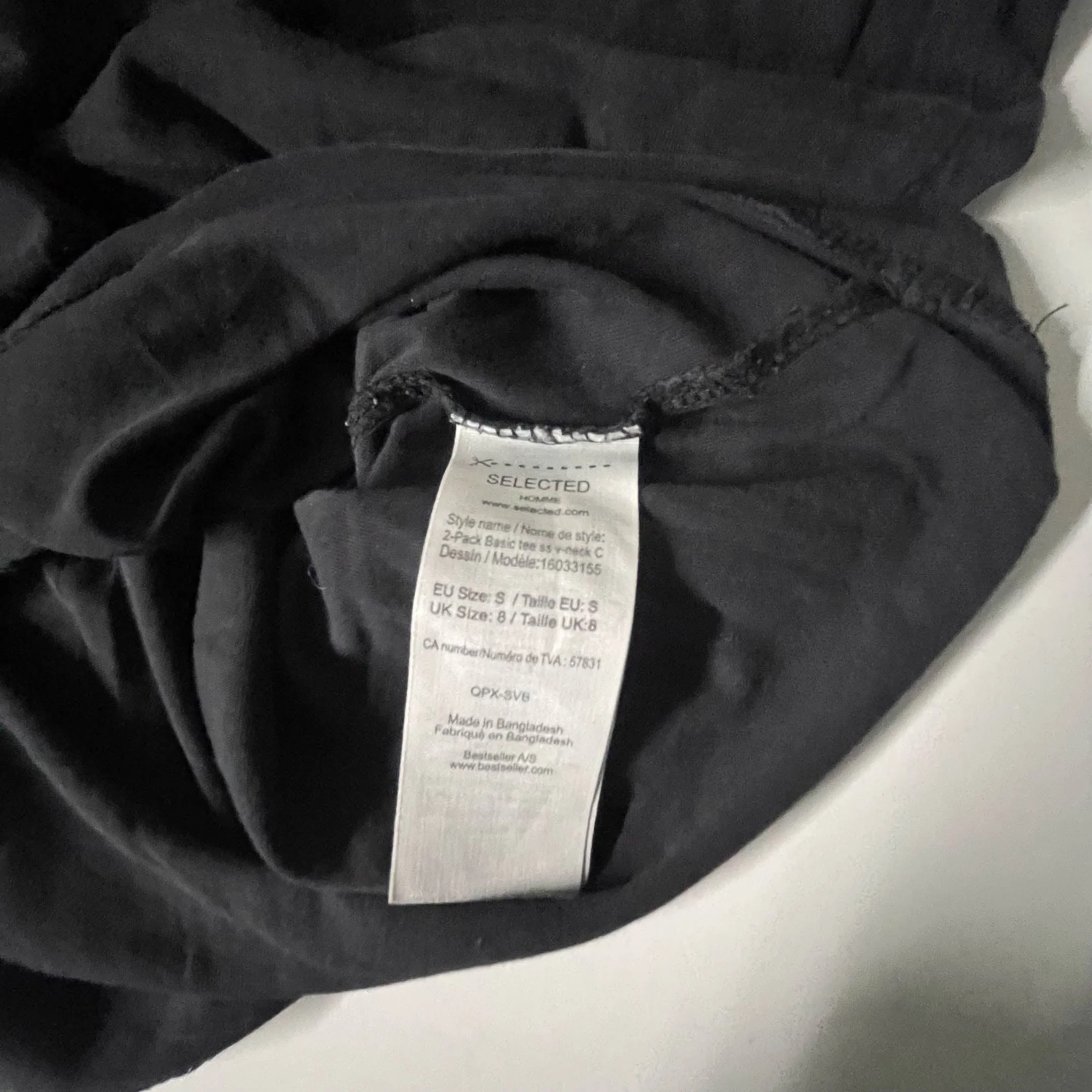 Vintage Black Selected Hommes V-neck small plain tees