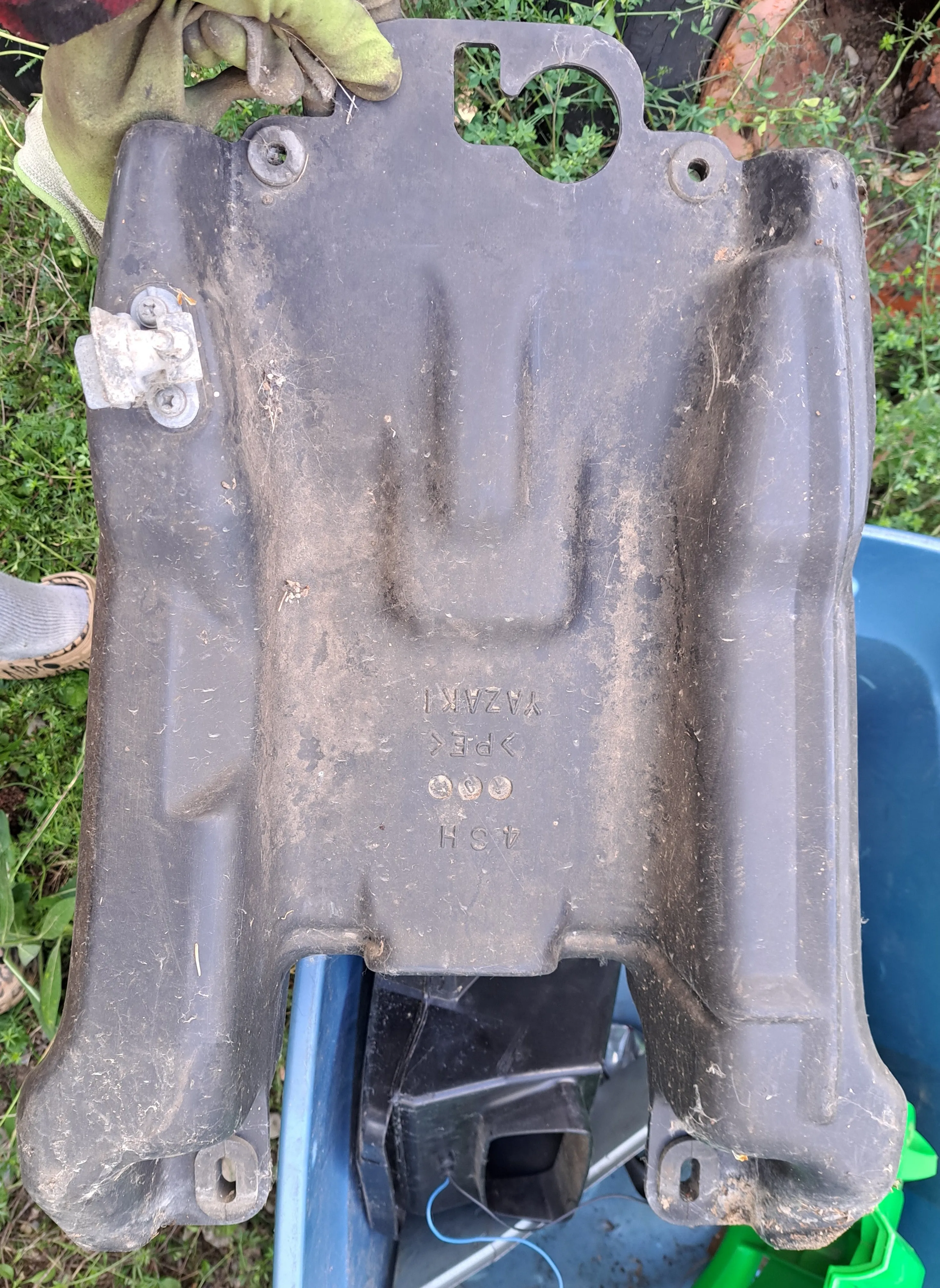 YFM400 Kodiak Gas Tank